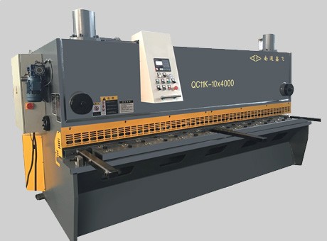 QC11K-10X4000液壓閘式剪板機