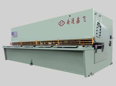 QC12Y/K-系列液壓數(shù)控/普通擺式剪板機