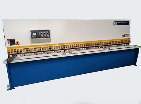 QC12Y-6X4000液壓擺式剪板機